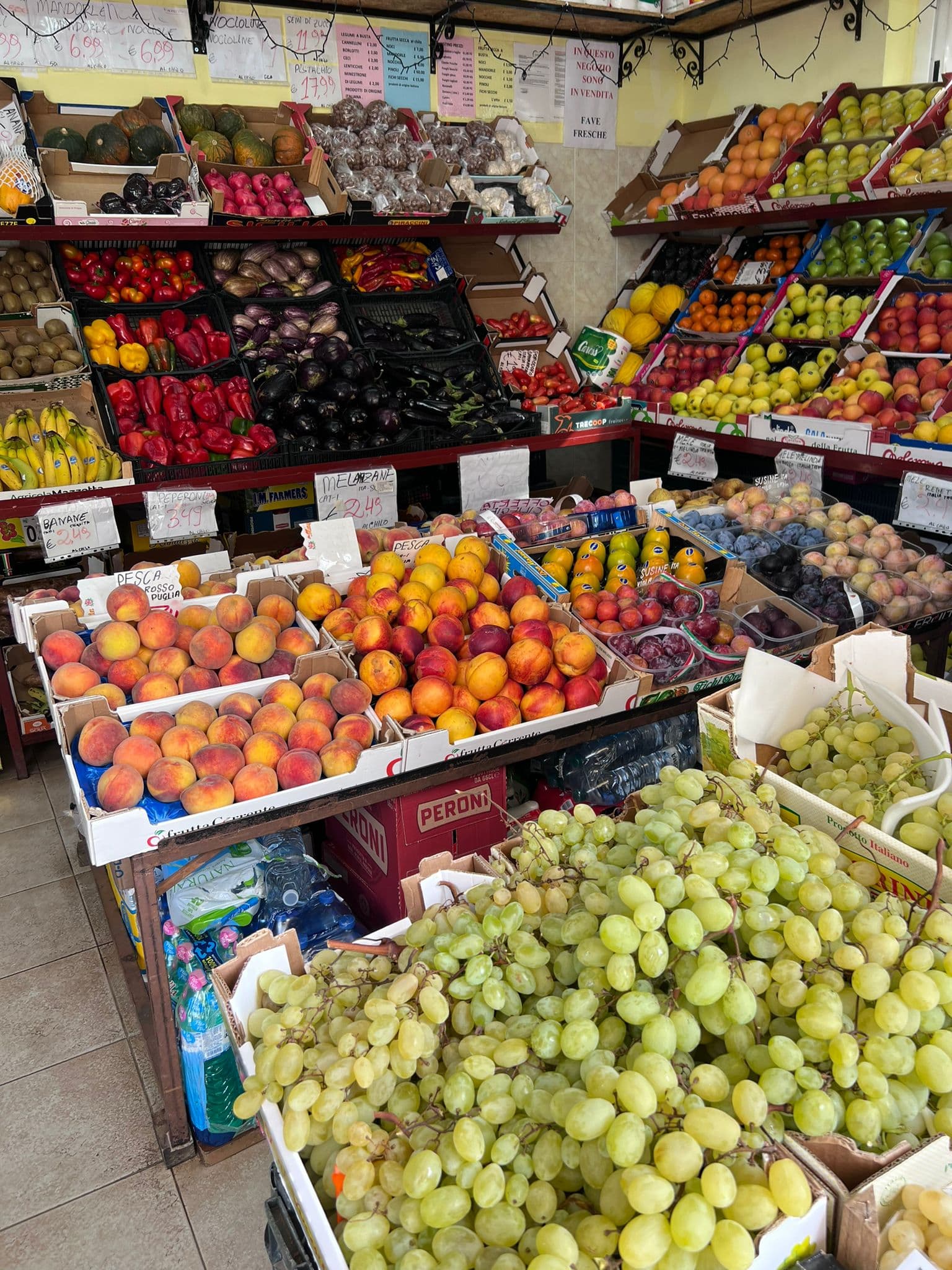 Frutteria | Via Pietro Maffi 50