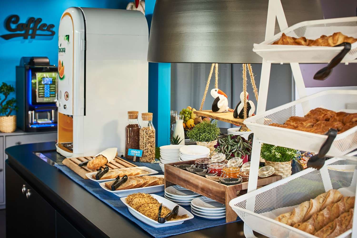 Kyriad Direct - Strasbourg West Zénith